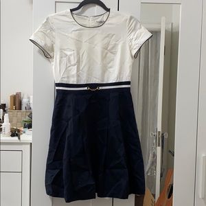 Short sleeves dress
